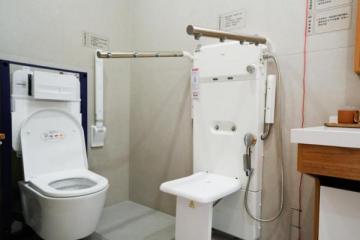 “老房焕新”让适老消费更有温度